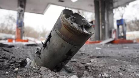 قوات كييف تقصف دونيتسك بـ20 صاروخا