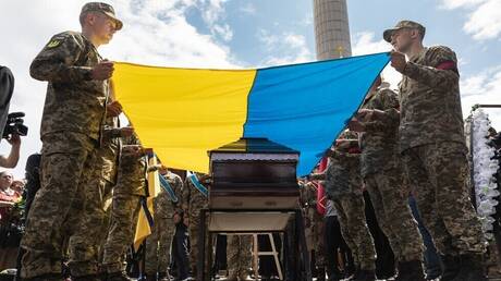 ضابط مخابرات أمريكي: أوكرانيا ستفقد المزيد من الأراضي في حال استمر النزاع مع روسيا