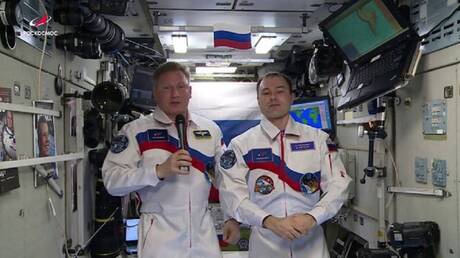 من محطة الفضاء الدولية.. رائدا فضاء روسيان يهنئان المرأة بعيدها