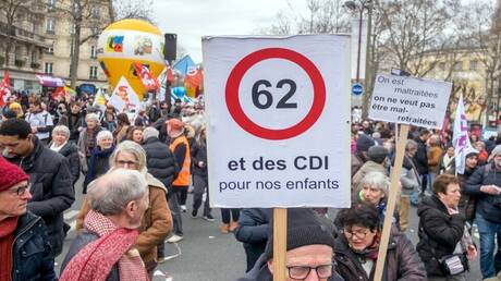فرنسا.. أكثر من 850 معتقلا منذ الخميس الماضي على خلفية الاحتجاجات