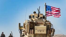 مصادر لـRT: استهداف قاعدة أمريكية في سوريا بـ15 صاروخا وأنباء عن إصابة جنود ومتعاقدين أمريكيين