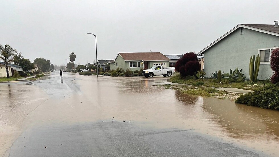 ارتفاع حصيلة ضحايا العواصف في الولايات المتحدة الى 18 قتيلا (فيديو)