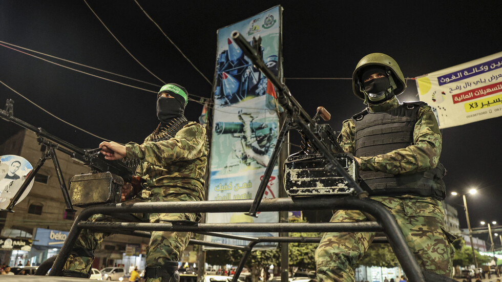 "القسام" تطلق صواريخ أرض - جو على طائرات إسرائيلية ردا على إسقاط مسيّرة (فيديو)