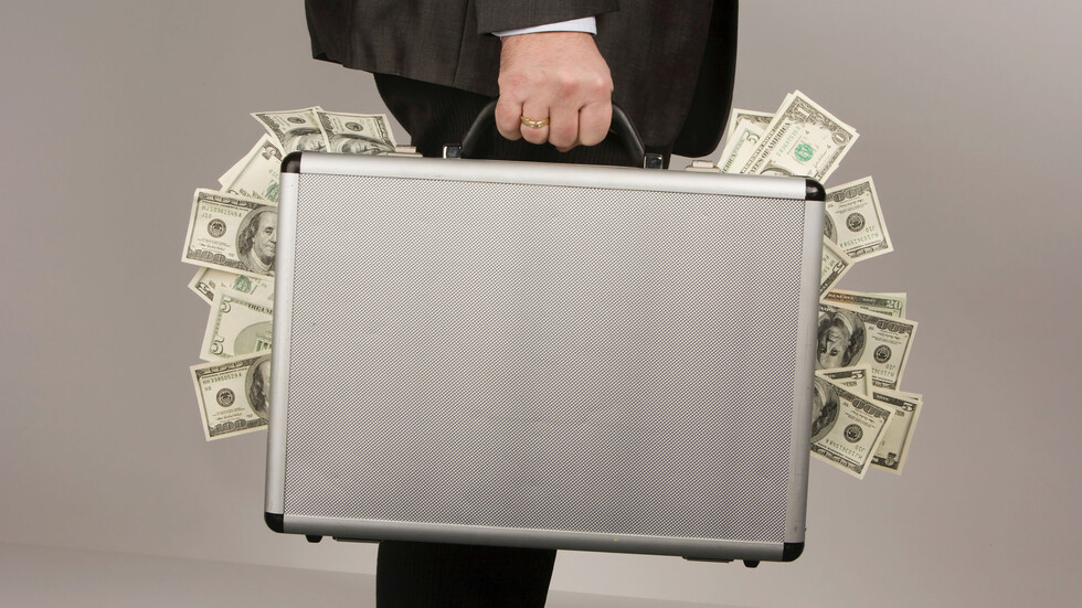 4 منها في دول عربية.. أكبر 10 مشاريع في العالم