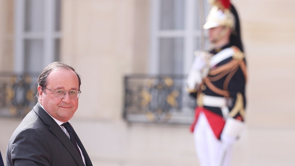 فرانسوا هولاند: كانت ميركل محقة وكنا نعتقد أن بوتين يريد كسب الوقت