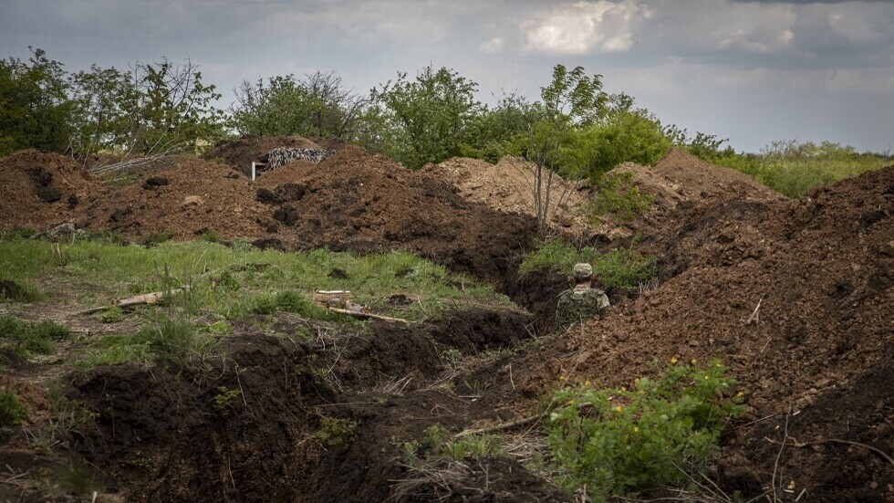 فوتشيش: النزاع في أوكرانيا تحول إلى مواجهة خنادق صعبة