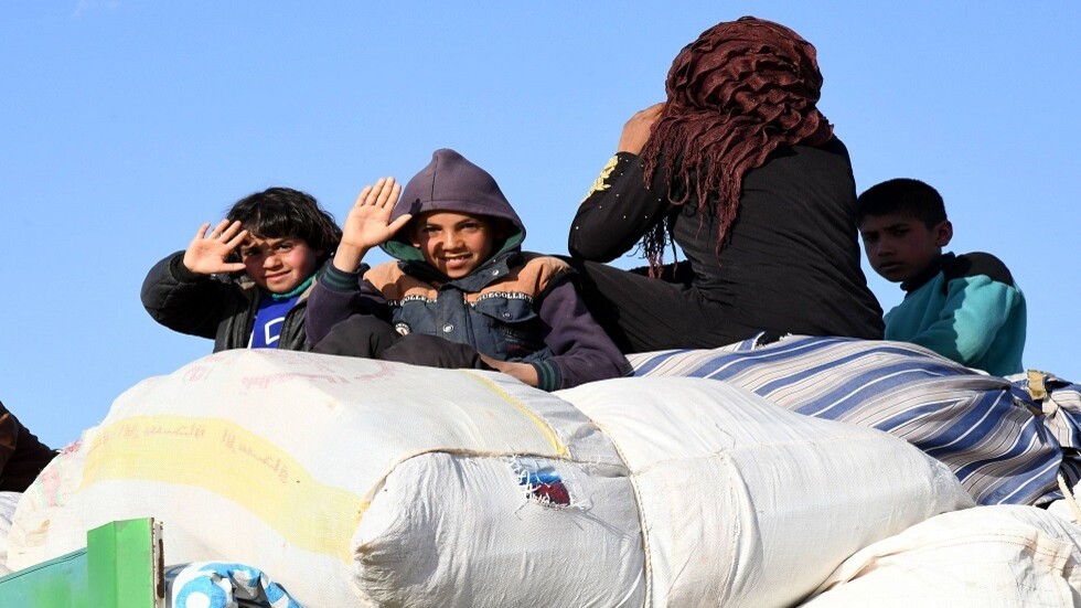 سوريا.. مقتل 6 أشخاص بانفجار لغم شرقي البلاد