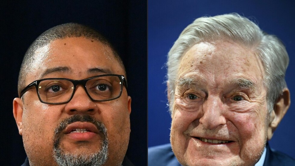 نظريات مؤامرة تستهدف جورج سوروس بعد توجيه تهم جنائية إلى ترامب