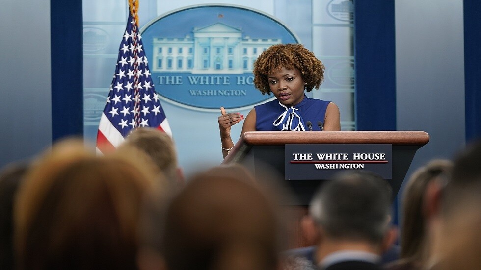 تصريحات للناطقة باسم البيت الأبيض تثير استياء الصحفيين