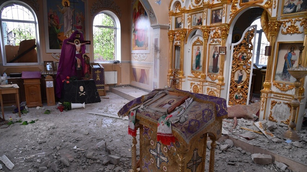 مصدر: رجال الأمن الأوكرانيون يقومون بتفتيش منازل المدنيين قبل عيد الفصح