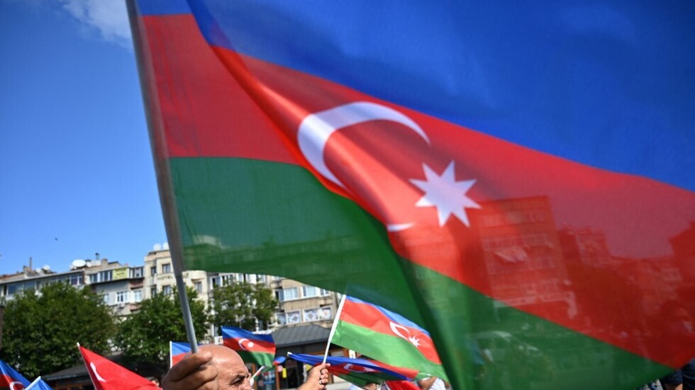 مسؤول أذربيجاني: إسرائيل شريك مهم وإيران جارة جيدة