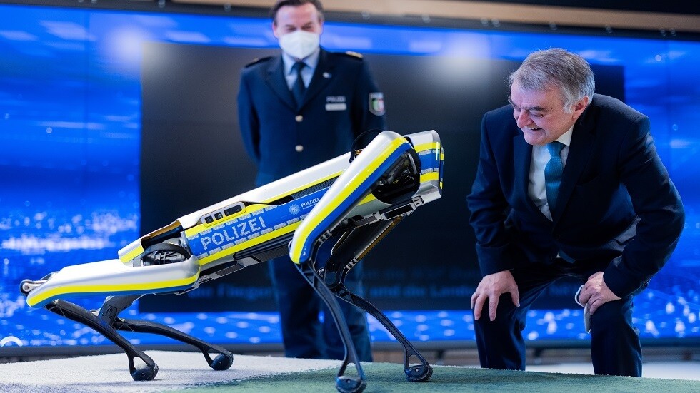 نيويورك تستبدل شرطة الدورية في مترو الأنفاق بروبوتات