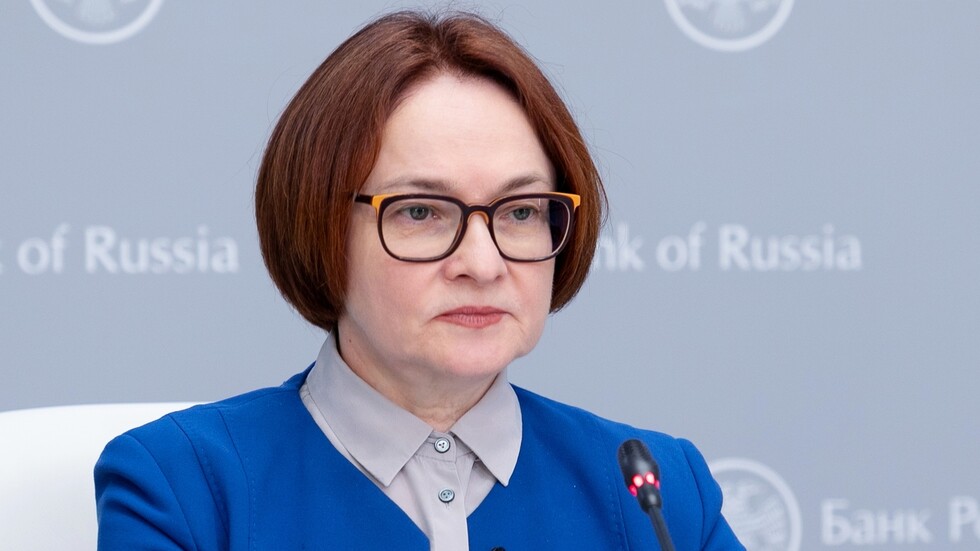 ما سبب تراجع الروبل الروسي؟.. رئيسة البنك المركزي الروسي تجيب