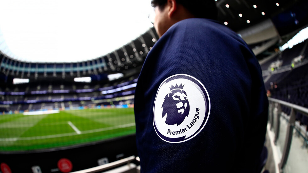 قرار غير مسبوق في البريميرليغ بشأن إعلانات شركات المراهنات