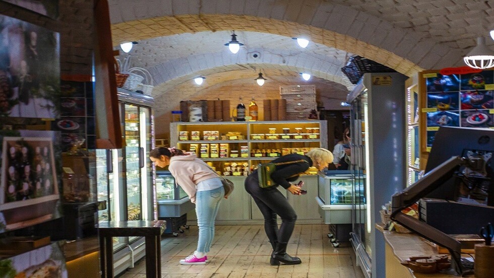 "واشنطن بوست": العديد الشركات الغربية بقيت في روسيا ولم تغادر