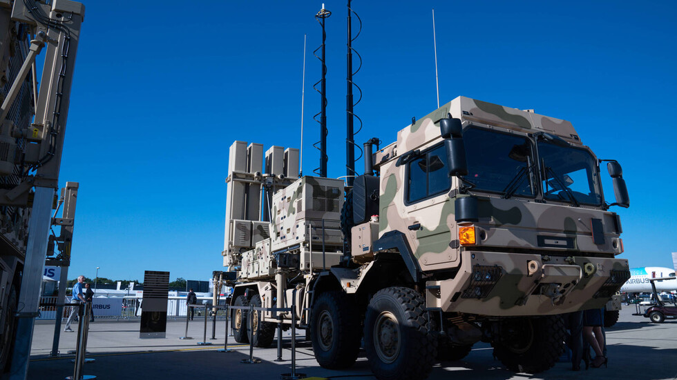 أوكرانيا تؤكد حصولها على ثاني منظومة IRIS-T للدفاع الجوي من ألمانيا