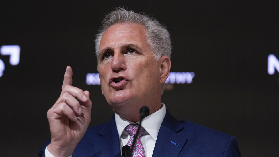 ماكارثي يقدم خطة لرفع سقف الدين الأمريكي بمقدار 1.5 تريليون دولار