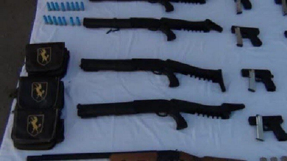 فيلق القدس الإيراني يعلن ضبط أسلحة واعتقال مسلحين بعملية أمنية محكمة