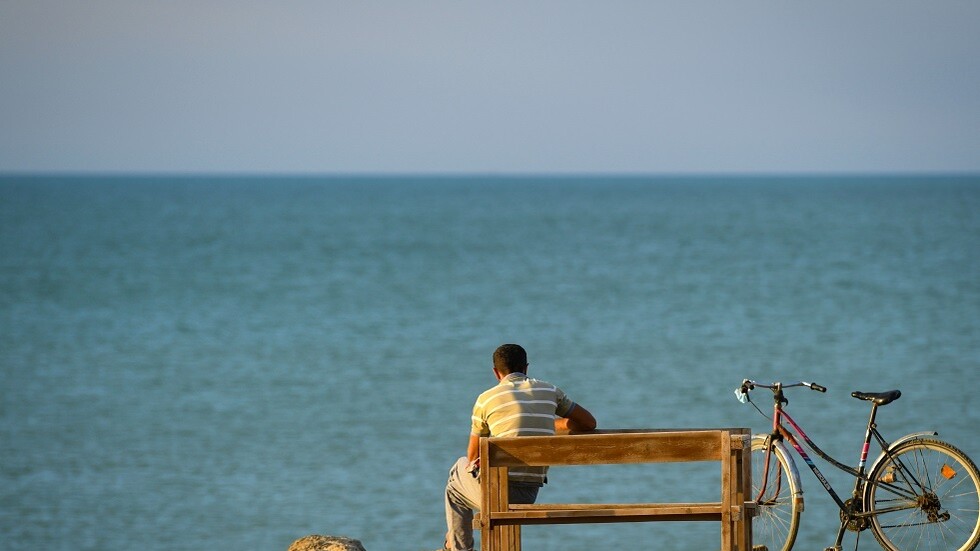 زلزال بقوة 4 درجات يضرب بحر قزوين