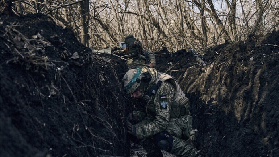 "يني شفق": واشنطن قد توقف المساعدات العسكرية لكييف قبيل هجومها المضاد