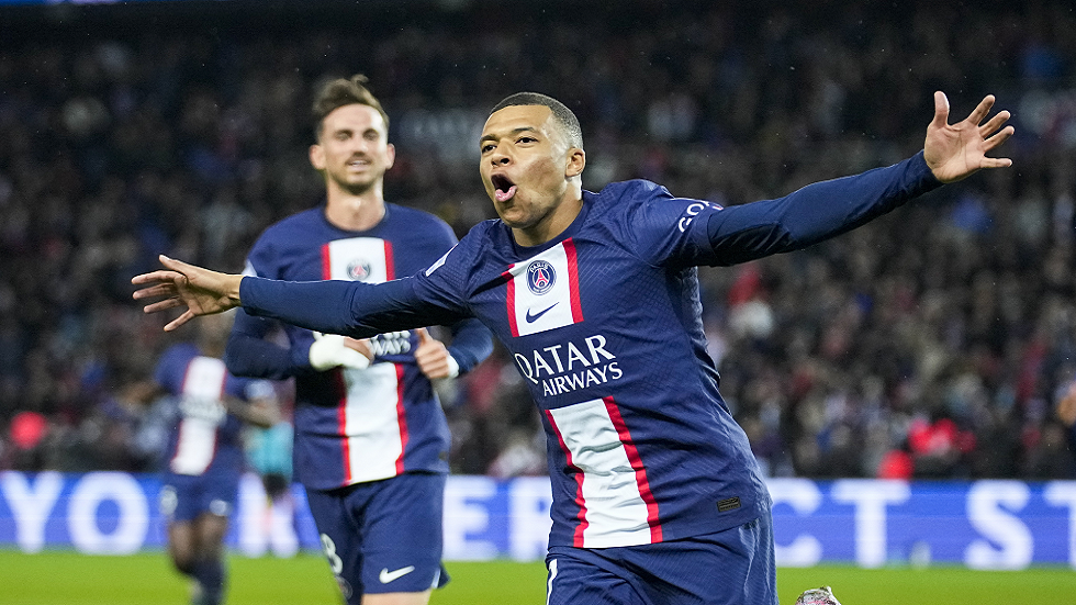 الدوري الفرنسي.. سان جيرمان يهزم أنجيه ويسير بثبات نحو اللقب