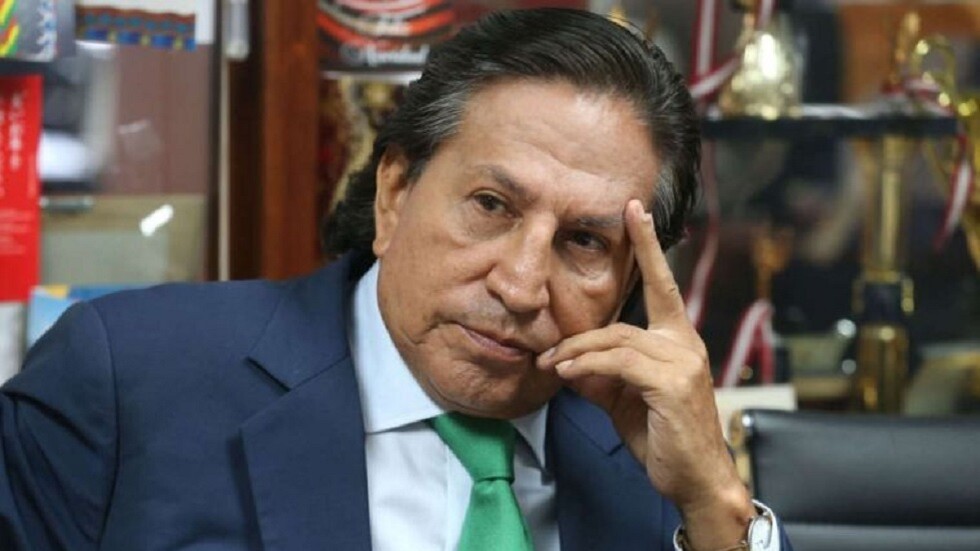 رئيس سابق لبيرو يسلّم نفسه للسلطات الأمريكية تميهدا لترحيله