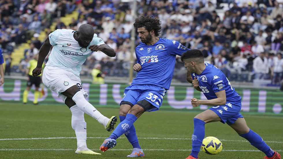 الدوري الإيطالي.. ثنائية للوكاكو تعيد إنتر إلى سكة الانتصارات