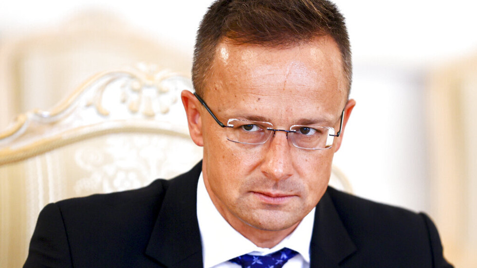 الخارجية الهنغارية: لن ندعم حتى عقوبات جزئية ضد الطاقة النووية الروسية