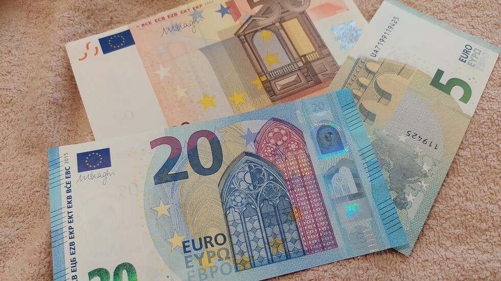 مساعد الرئيس الروسي: الاقتصاد الأوروبي يحتضر