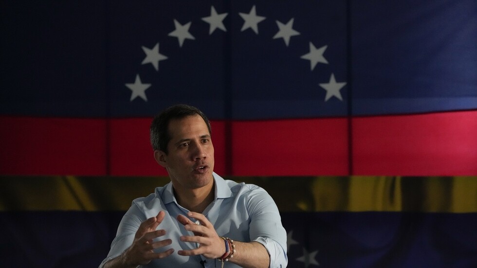 الرئيس الكولومبي ينفي طرد خوان غوايدو من بلاده