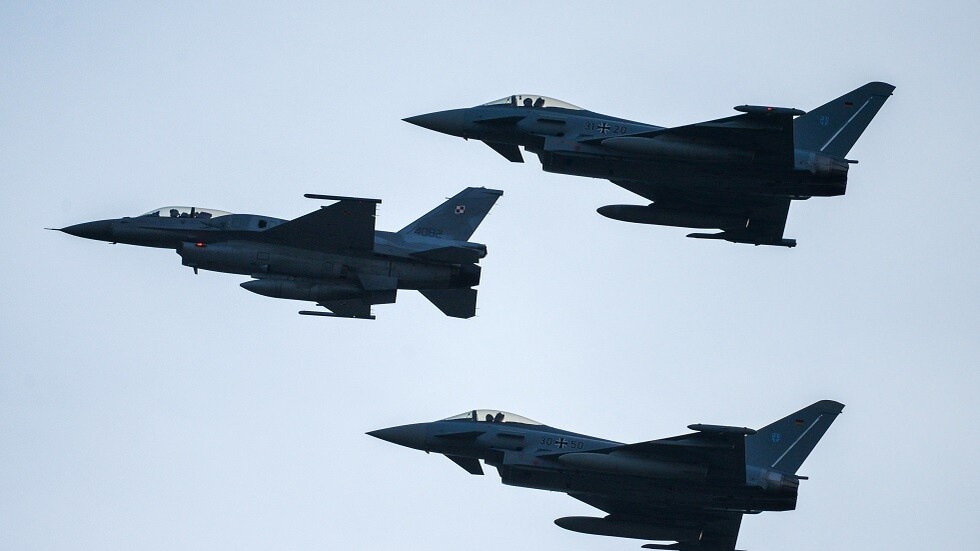 مقاتلات غربية تعترض طائرات حربية روسية فوق البلطيق