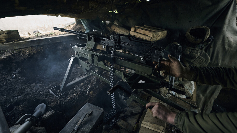 وحدات "آزوف" الأوكرانية تهدد بالاستيلاء على مدن روسية لممارسة الضغط على موسكو