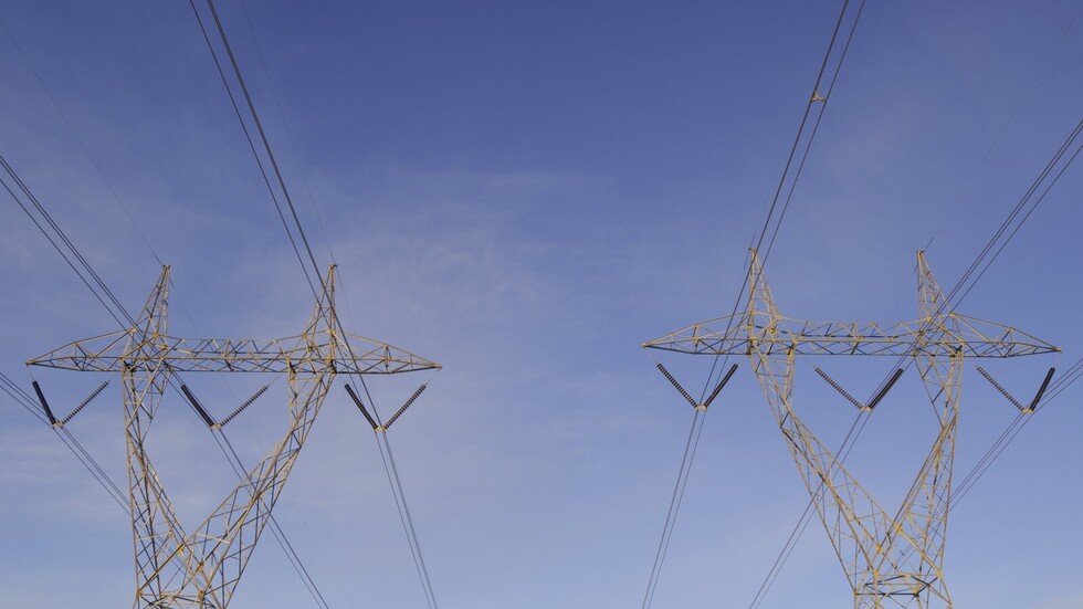 مباحثات بين سوريا والجزائر في قطاع المحروقات والطاقة الكهربائية