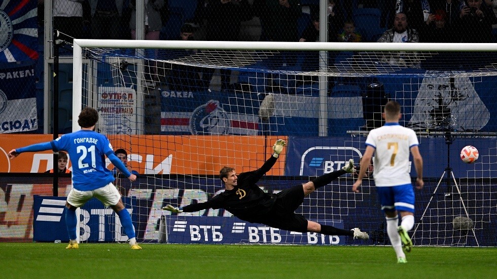 دينامو موسكو يتكبد هزيمة مفاجئة في عقر داره