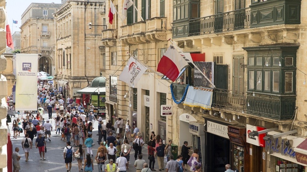 7 سوريين يواجهون اتهامات بالارتباط بمنظمة متطرفة والتحريض على الإرهاب في مالطا