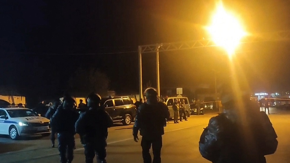 الأمن الروسي يحاصر مجموعة مسلحة في إنغوشيا (فيديو)