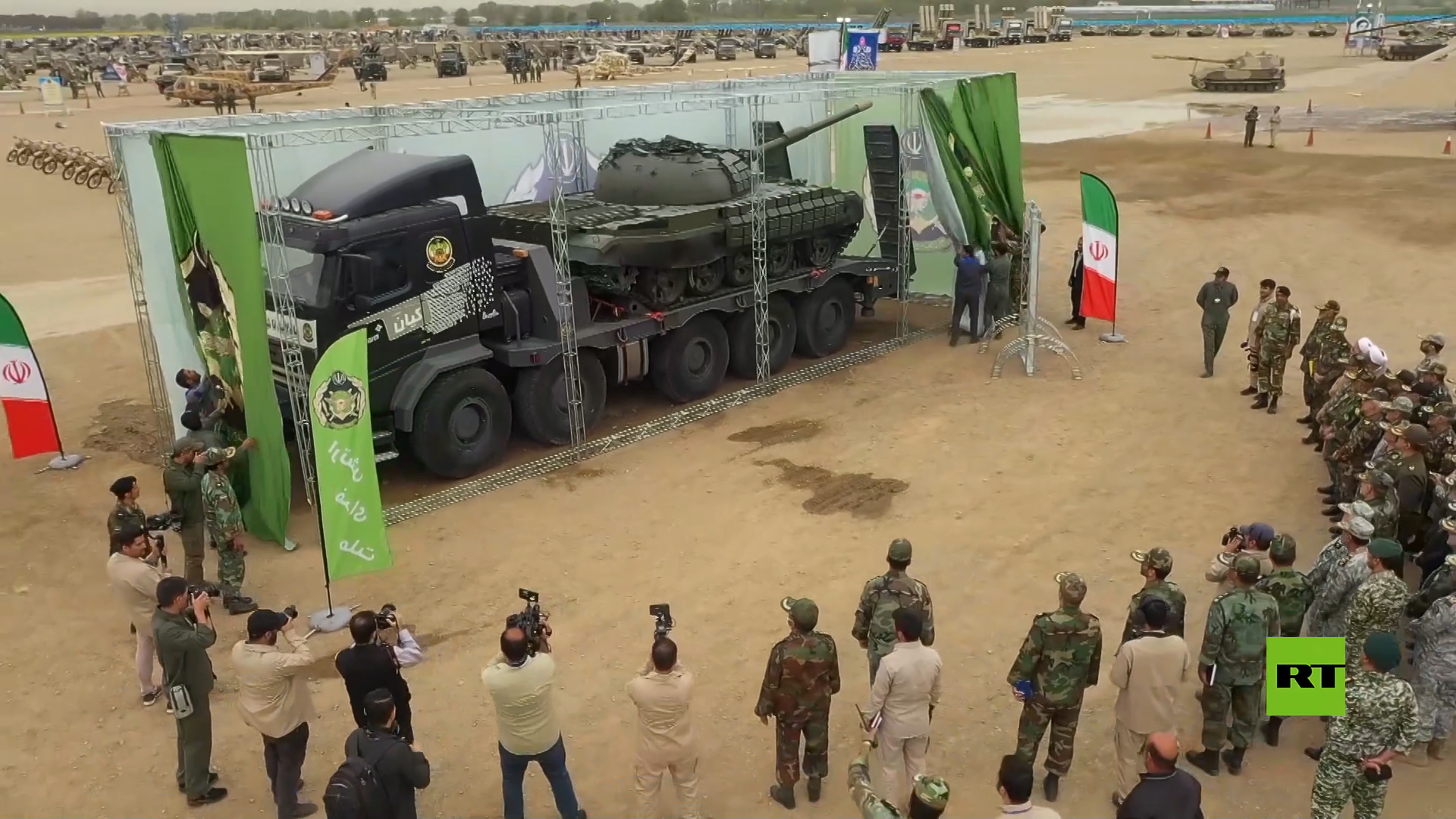 Иран представил. Войска Ирана. Иранские дроны. Iran New Tank.