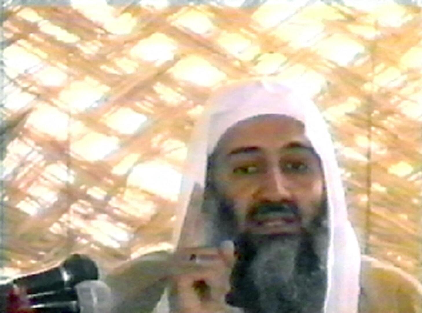 نجل أسامة بن لادن يكشف سبب رغبة والده في فوز جورج بوش الابن بالرئاسة الأمريكية (فيديو)