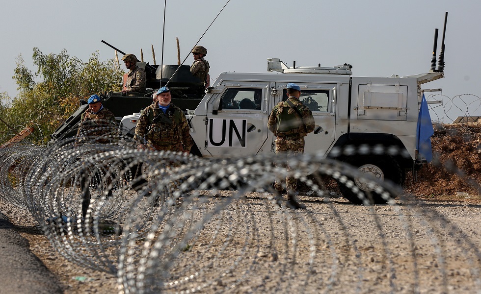 قوات يونيفيل تنتشر على الشريط الحدودي بين لبنان وإسرائيل