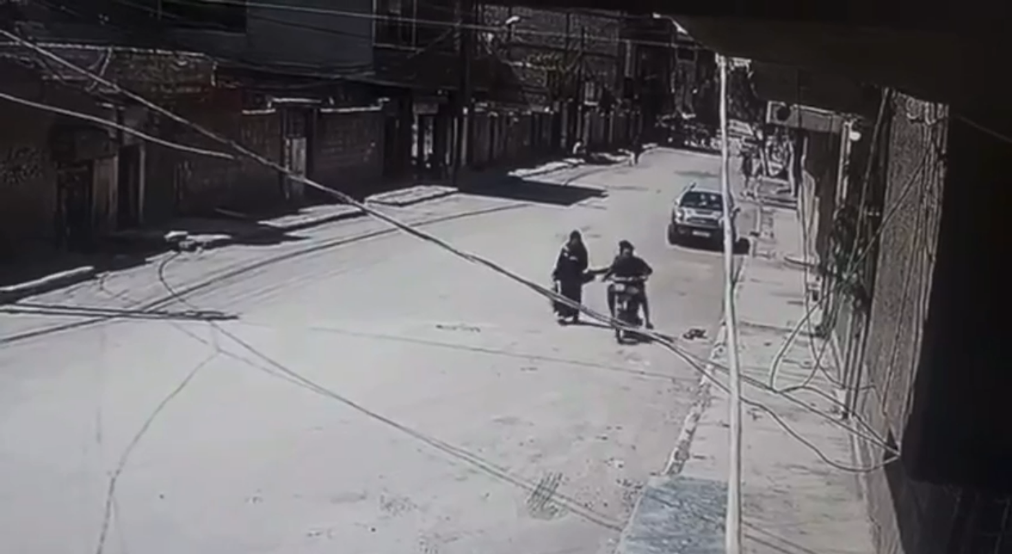 سوريا.. وفاة فتاة بعد تعرضها للسرقة في الشارع  بالحسكة (فيديو)