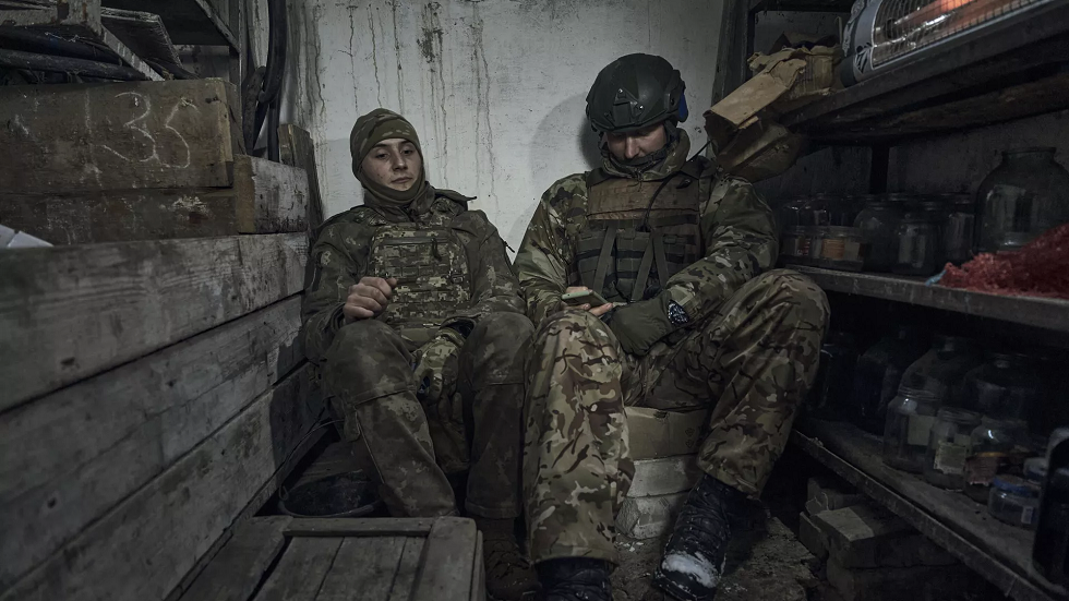 وزارة الدفاع الأوكرانية تعلن بدء هجوم مضاد في دونباس