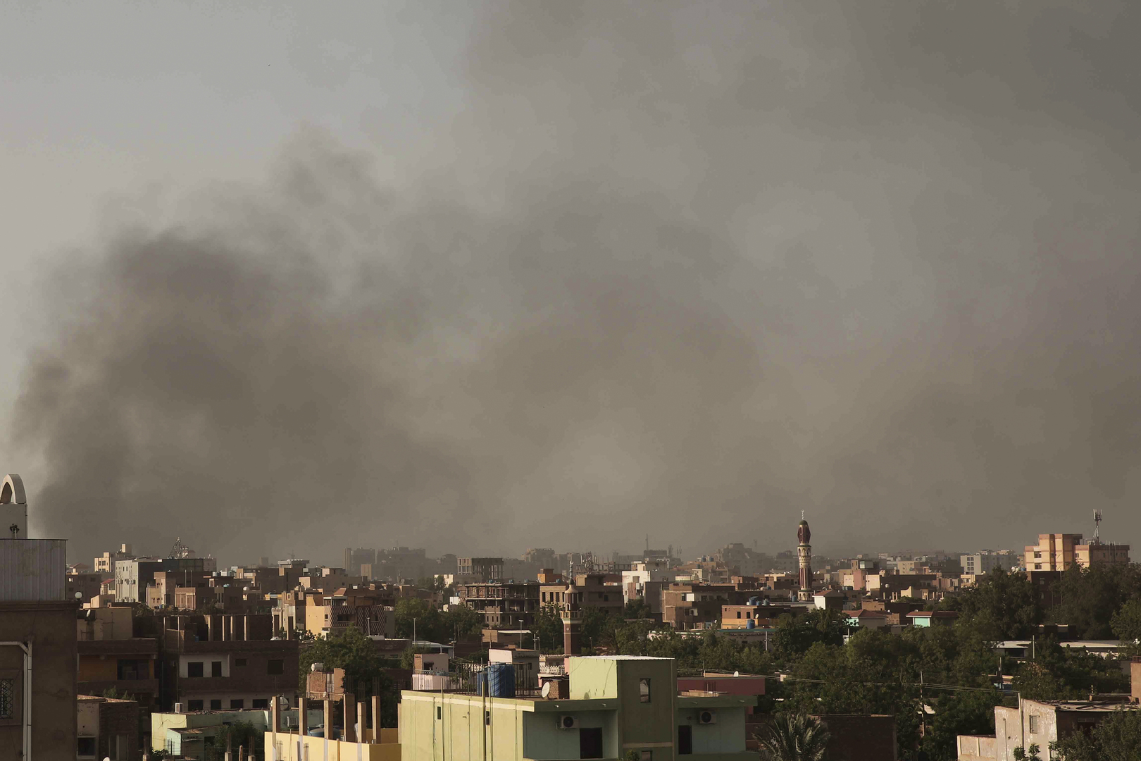 الجيش السوداني يعلن موافقته على تمديد الهدنة لمدة 72 ساعة