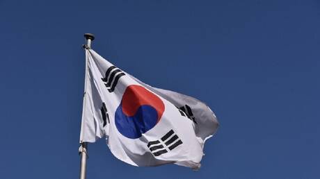 كوريا الجنوبية تسجل عجزا في الحساب الجاري للشهر الثاني على التوالي