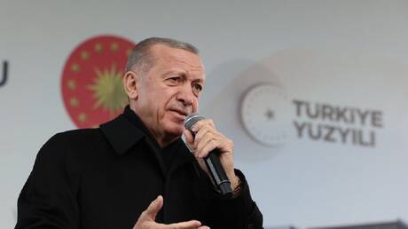 الرئاسة التركية تنفي تعرض أردوغان لأزمة قلبية