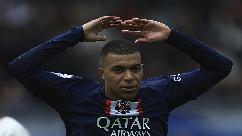 مبابي يفاجئ باريس سان جيرمان بخطوة جريئة!