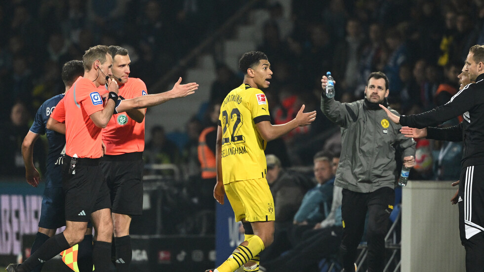 بسبب ركلة جزاء.. وضع حكم ألماني تحت الحماية القضائية!