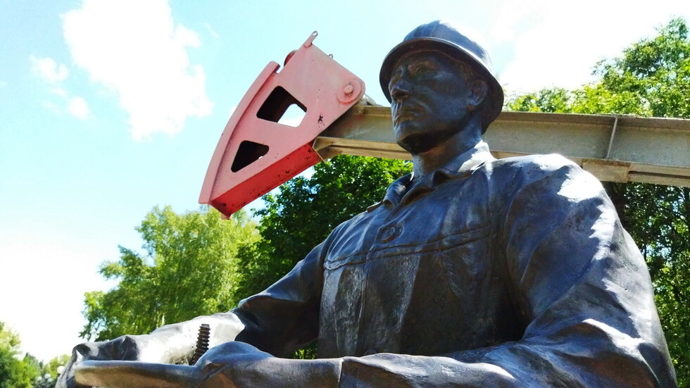 رغم القيود الغربية.. "بلومبرغ" تتحدث عن نمو صادرات الذهب الأسود الروسي