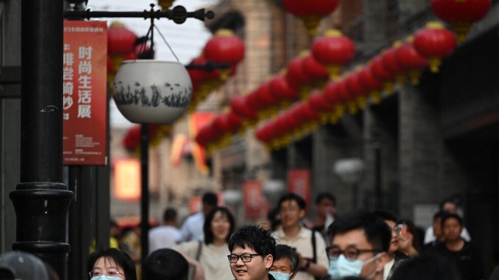 انتعاش سياحة العطلات في الصين إلى مستويات ما قبل جائحة كورونا