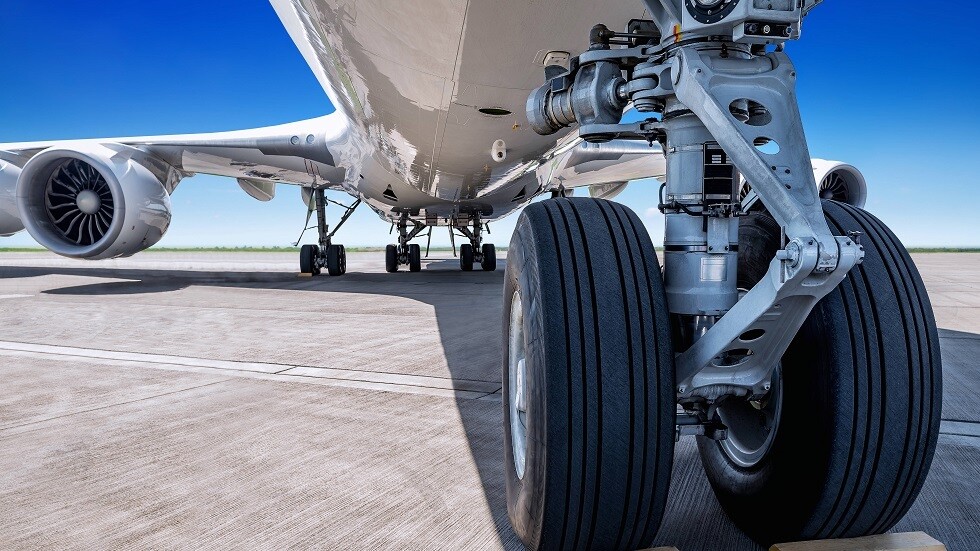 روسيا تستغني عن الإطارات الأجنبية في طائراتها المدنية