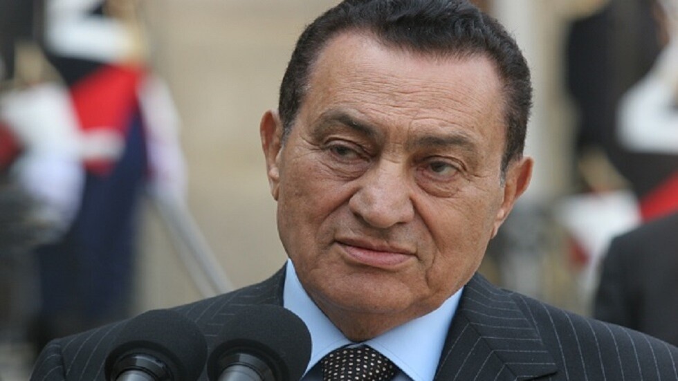 نجل علاء مبارك ينشر صورة نادرة لجده في ذكرى ميلاده (صورة)